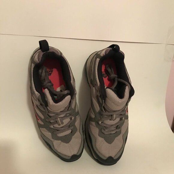 Nike Womens Trail Running Shoe Light Grey Hiking ACG All Trac 6.5 NEW OLD STOCK - Picture 11 of 11